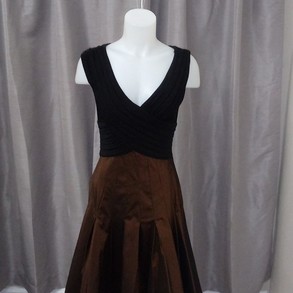 NWT Women's cocktail dress SIZE 4